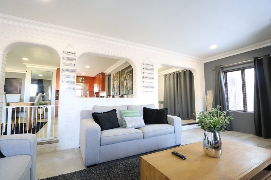 3 Bedroom Property for Sale in Sherwood Eastern Cape
